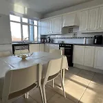 Tile Cross Entire Apartment - Near Airport, Nec & More